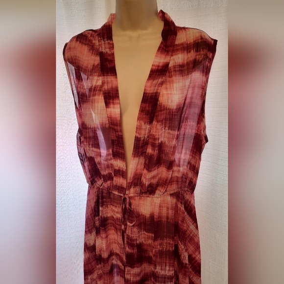 LuLaRoe Red and Pink Wrap Tunic with Mandarin Collar - Picture 2 of 7